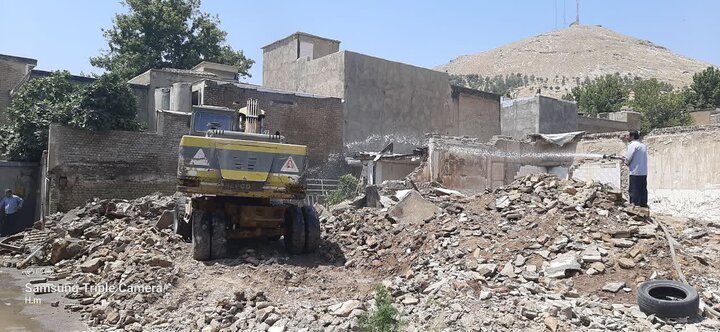 تخریب ۴ ملک در خرم‌آباد در راستای اجرای طرح‌های عمرانی