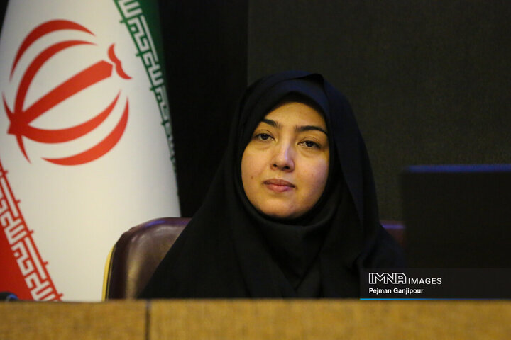 نشست تخصصی وزیر صمت با فعالان اقتصادی و اعضای اتاق بازرگانی اصفهان