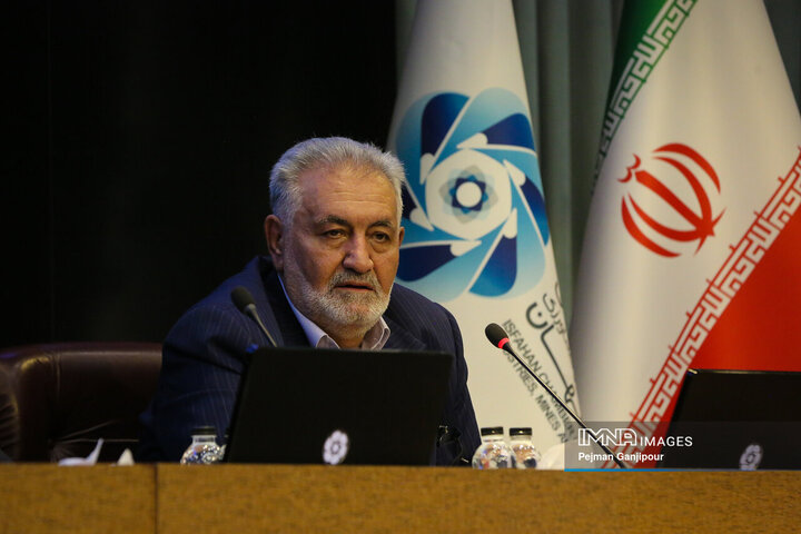 نشست تخصصی وزیر صمت با فعالان اقتصادی و اعضای اتاق بازرگانی اصفهان