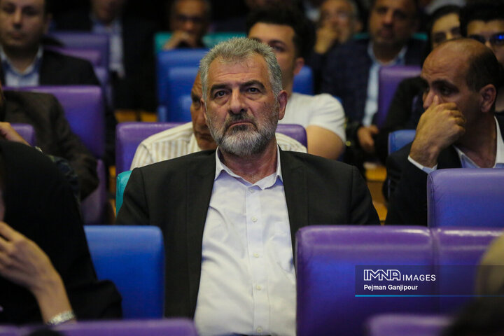 نشست تخصصی وزیر صمت با فعالان اقتصادی و اعضای اتاق بازرگانی اصفهان
