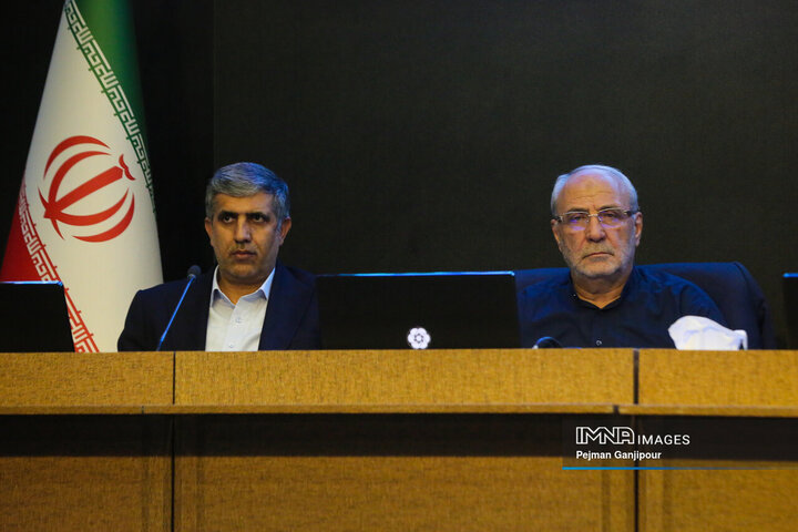 نشست تخصصی وزیر صمت با فعالان اقتصادی و اعضای اتاق بازرگانی اصفهان