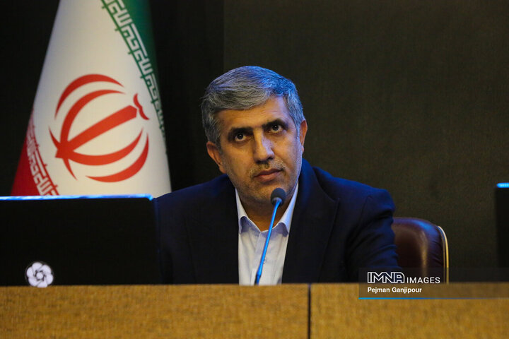 نشست تخصصی وزیر صمت با فعالان اقتصادی و اعضای اتاق بازرگانی اصفهان
