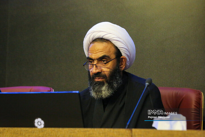 نشست تخصصی وزیر صمت با فعالان اقتصادی و اعضای اتاق بازرگانی اصفهان