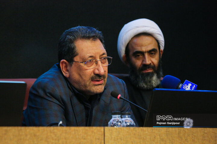 نشست تخصصی وزیر صمت با فعالان اقتصادی و اعضای اتاق بازرگانی اصفهان
