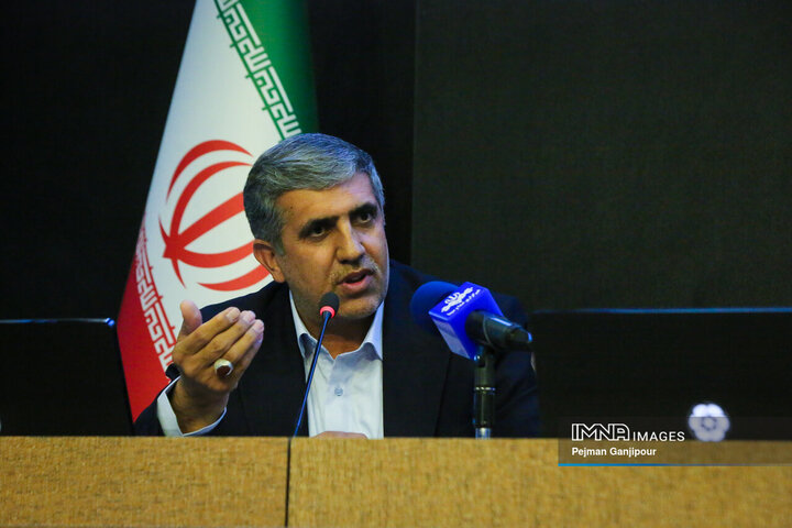 نشست تخصصی وزیر صمت با فعالان اقتصادی و اعضای اتاق بازرگانی اصفهان