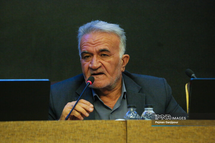 نشست تخصصی وزیر صمت با فعالان اقتصادی و اعضای اتاق بازرگانی اصفهان