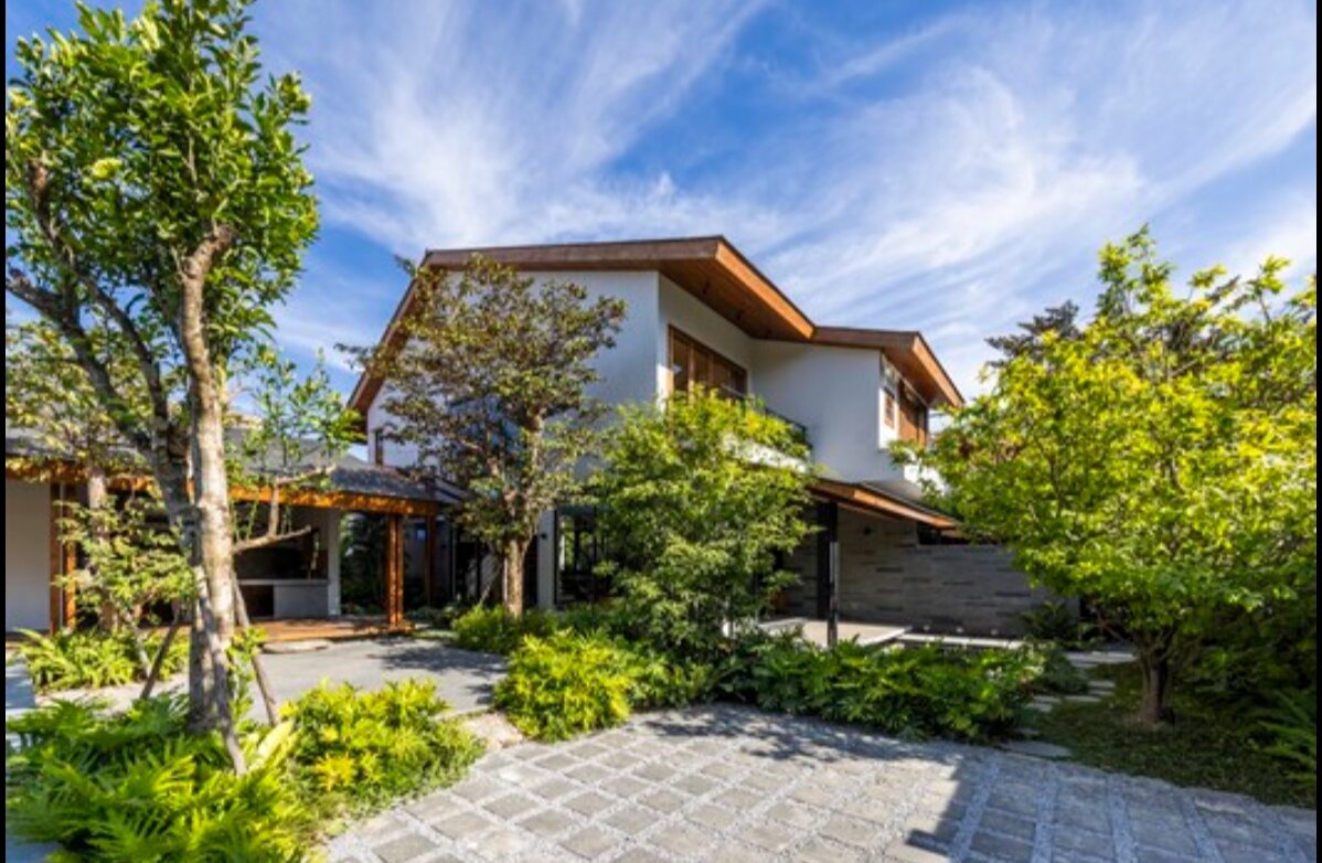 معماری مارپیچی برای حفظ آرامش و حریم خصوصی در شلوغی شهر ویتنامی