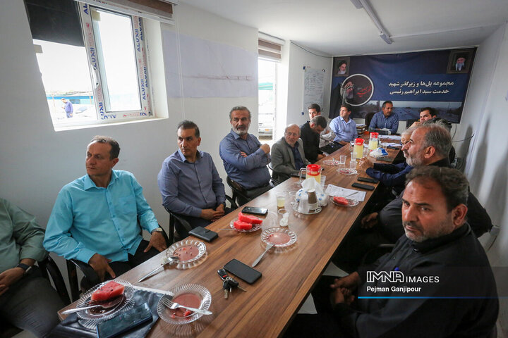 بازدید اعضای کمیسیون عمران شورای شهر اصفهان از مجموعه پروژه‌ شهید آیت‌الله رئیسی