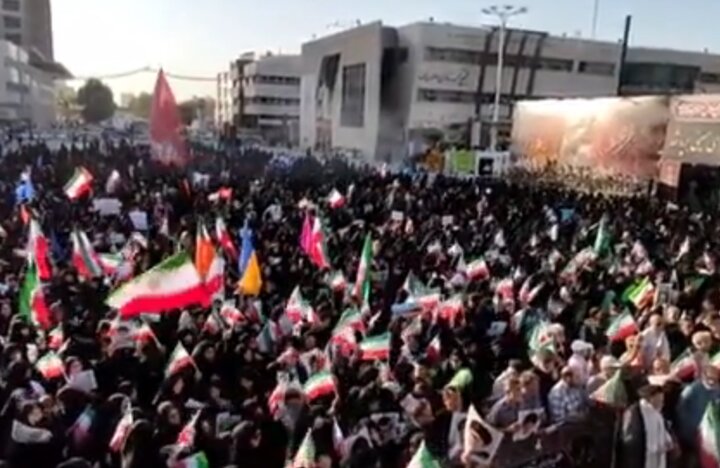 راهپیمایی روز عفاف و حجاب در مشهد برگزار شد
