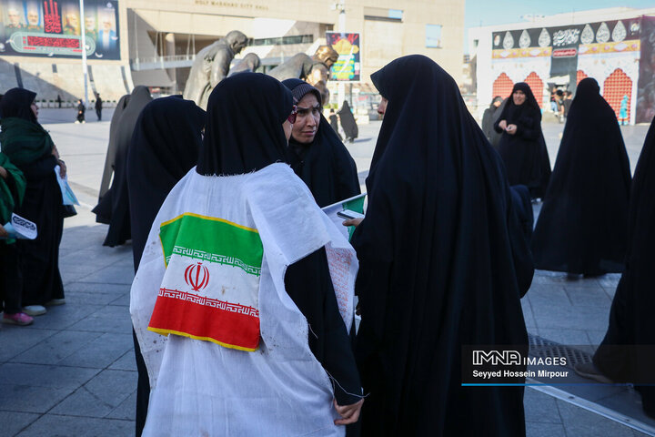 راهپیمایی مردم مشهد در سالروز قیام خونین مسجد گوهرشاد