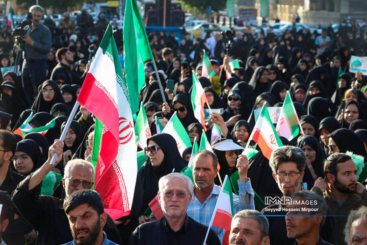 راهپیمایی مردم مشهد در سالروز قیام خونین مسجد گوهرشاد