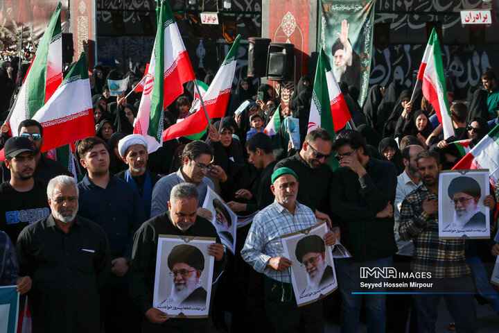 راهپیمایی مردم مشهد در سالروز قیام خونین مسجد گوهرشاد