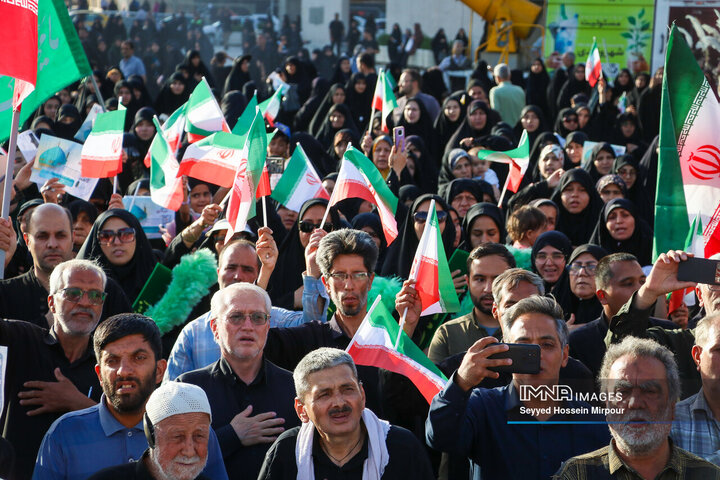 راهپیمایی مردم مشهد در سالروز قیام خونین مسجد گوهرشاد