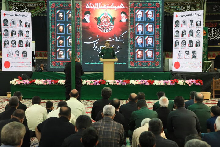 انقلاب ما ادامه راه عاشوراست