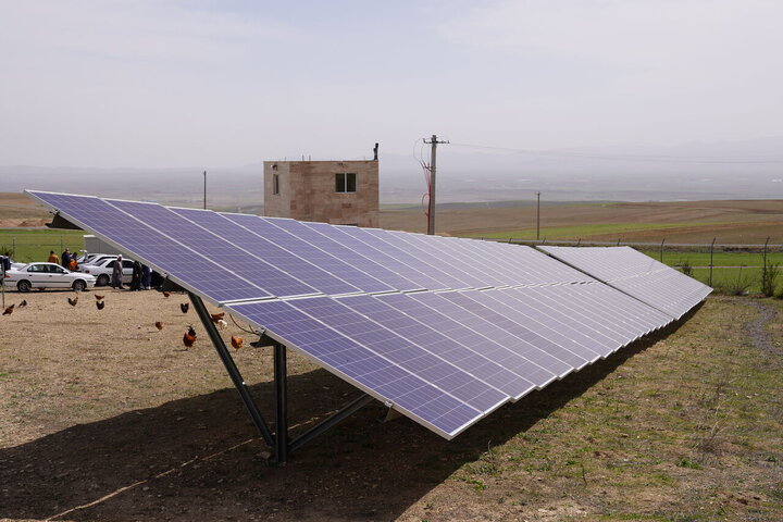 ظرفیت نیروگاههای تجدیدپذیر کشور به بیش از ۲۷۰۰ مگاوات رسید