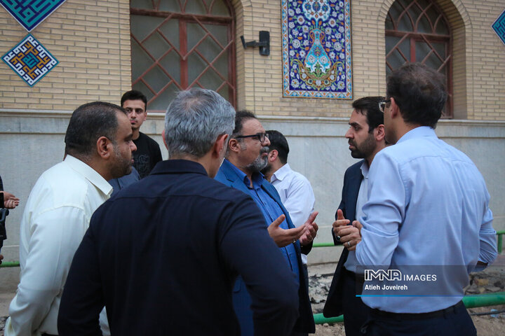 بازدید رئیس کمیسیون فرهنگی، اجتماعی و ورزشی شورای شهر اصفهان از پروژه کمرزرین