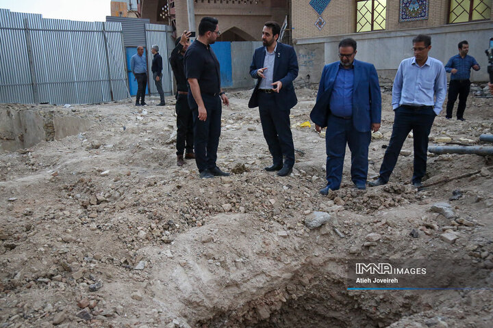 بازدید رئیس کمیسیون فرهنگی، اجتماعی و ورزشی شورای شهر اصفهان از پروژه کمرزرین