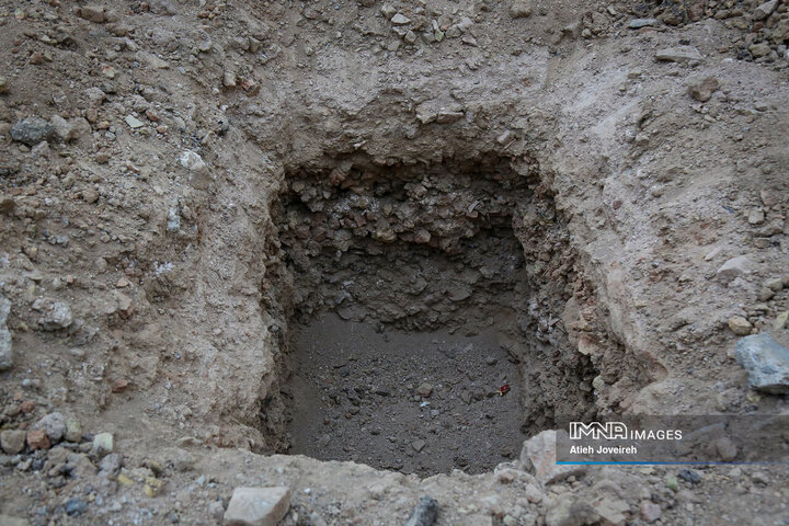 بازدید رئیس کمیسیون فرهنگی، اجتماعی و ورزشی شورای شهر اصفهان از پروژه کمرزرین