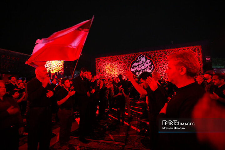 عزاداری دهه دوم محرم در هیئت مکتب‌الصادق(ع)