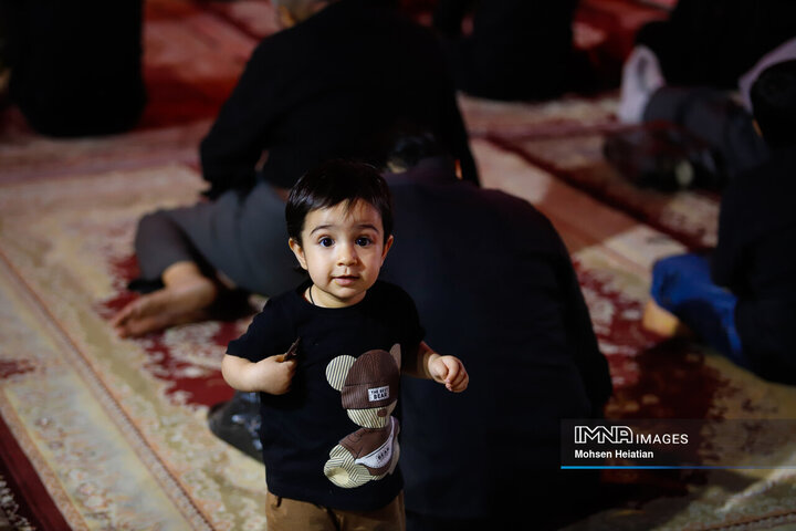 عزاداری دهه دوم محرم در هیئت مکتب‌الصادق(ع)