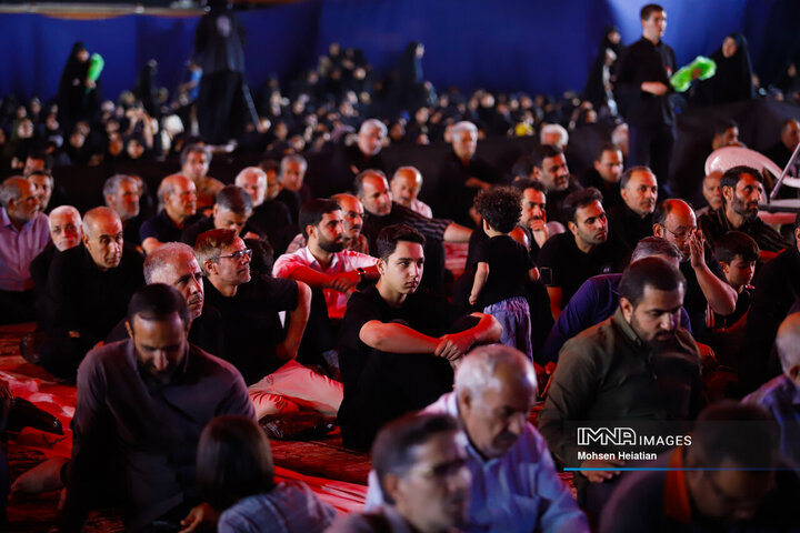 عزاداری دهه دوم محرم در هیئت مکتب‌الصادق(ع)