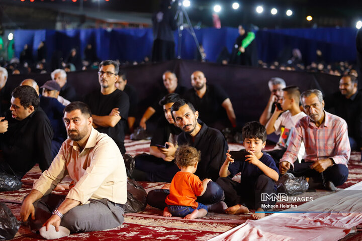 عزاداری دهه دوم محرم در هیئت مکتب‌الصادق(ع)