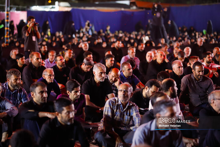 عزاداری دهه دوم محرم در هیئت مکتب‌الصادق(ع)