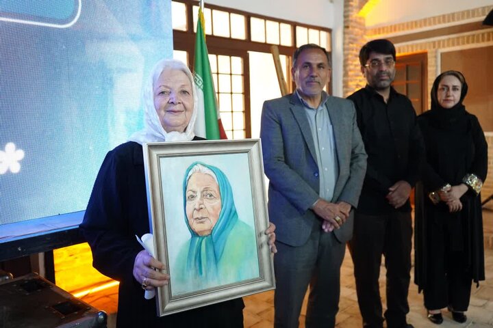 «شب‌های ماندگار»، میزبان پروین شعر رفسنجان شد