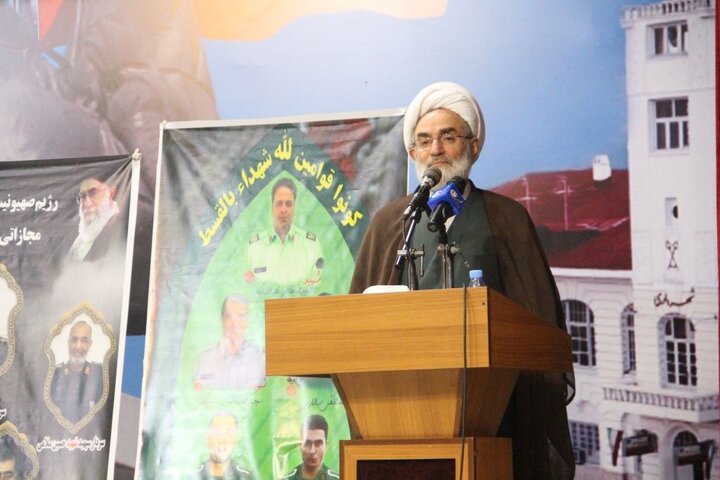 امنیت امروز کشور، حاصل ایستادگی شهدا است