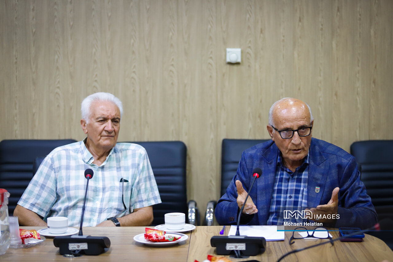 VAR در فوتبال ایران؛ موانع پیش‌رو و چشم‌اندازهای روشن