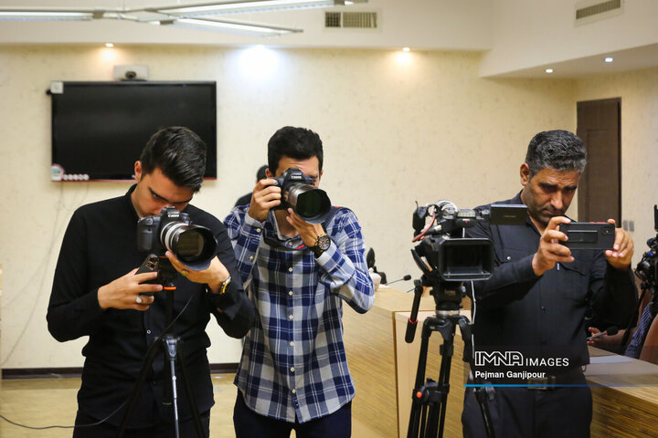 نشست خبری رئیس دفتر نظارت و بازرسی شورای نگهبان در استان اصفهان