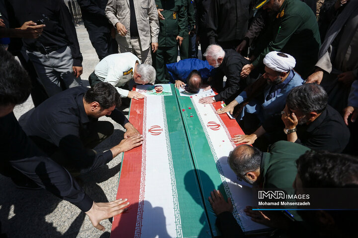 تشییع پیکر مطهر 2 شهید تجاوز رژیم صهیونیستی به کشور درقم