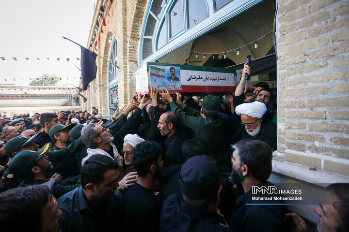 تشییع پیکر مطهر 2 شهید تجاوز رژیم صهیونیستی به کشور درقم