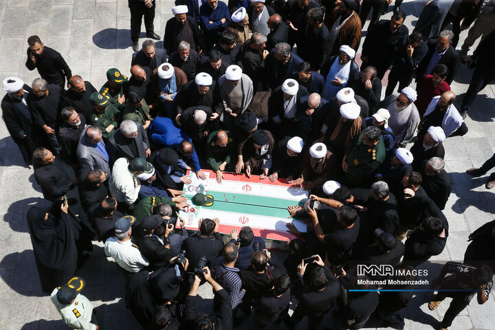 تشییع پیکر مطهر 2 شهید تجاوز رژیم صهیونیستی به کشور درقم