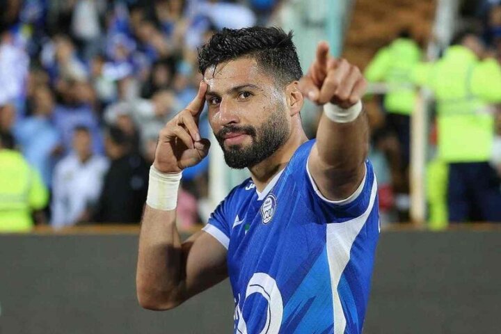 «ایمان سلیمی» از جمع آبی‌ها جدا شد