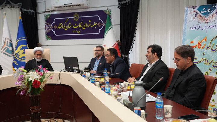 پرداخت نکردن زکات، ریشه بسیاری از فقرهای جامعه است