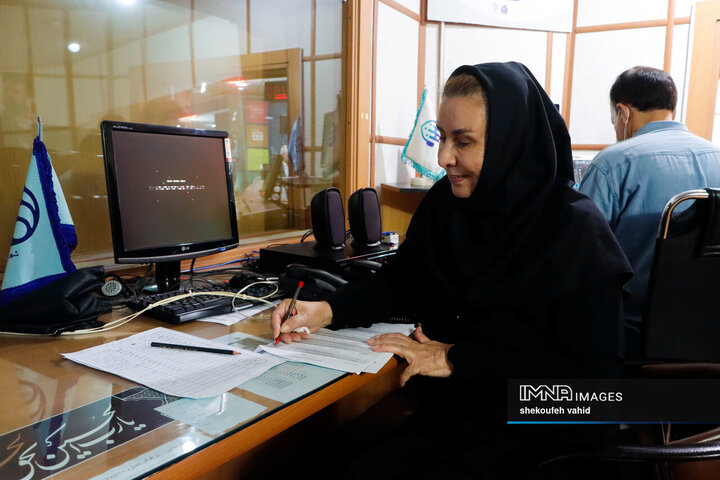 برنامه رادیویی «بی‌واسطه با مردم»