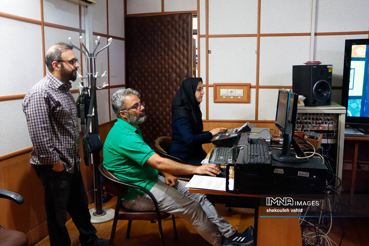 برنامه رادیویی «بی‌واسطه با مردم»