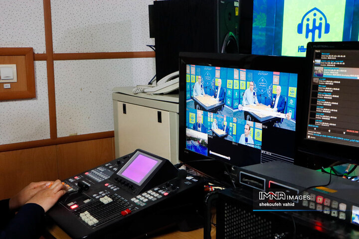 برنامه رادیویی «بی‌واسطه با مردم»