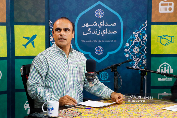 برنامه رادیویی «بی‌واسطه با مردم»