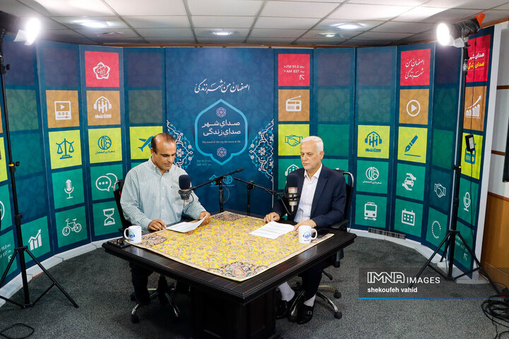 برنامه رادیویی «بی‌واسطه با مردم»