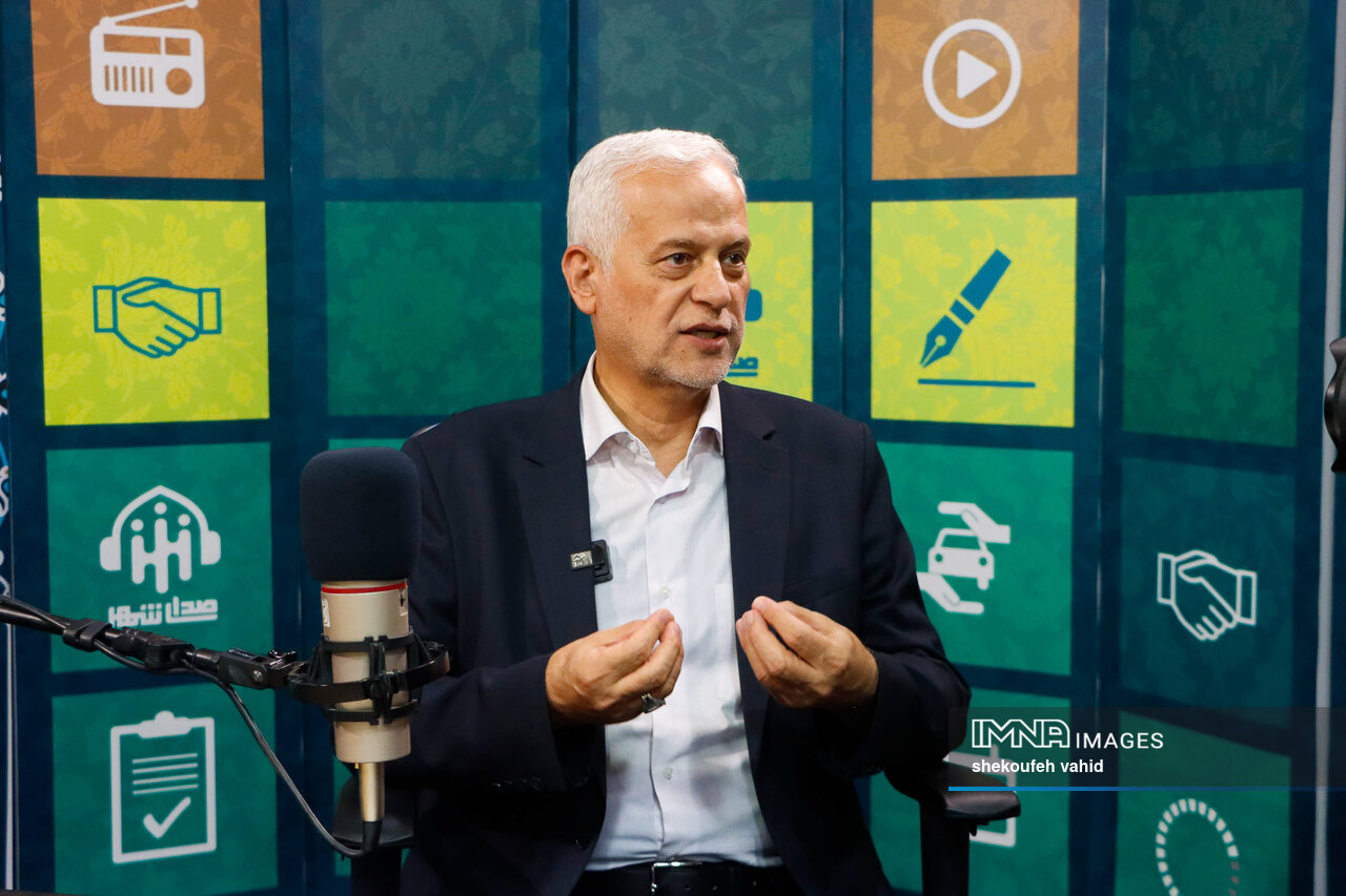 بهدلیل تنوع پروژهها در شهر اصفهان هر هفته افتتاح و رونمایی خواهیم داشت