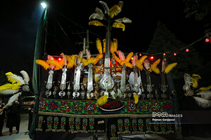 عزاداری دهه دوم محرم در هیئت صاحب‌اللواء