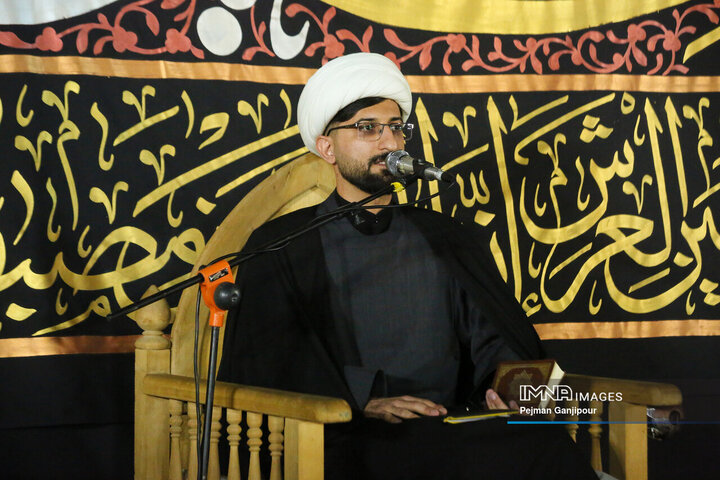 عزاداری دهه دوم محرم در هیئت صاحب‌اللواء