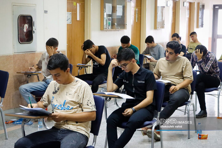 واکاوی سهم مدارس عادی و سمپاد در کسب رتبه‌های برتر کنکور