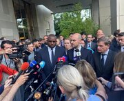 روایت تروئیکا و اتحادیه اروپا از تماس تلفنی با عراقچی/ هشدار درباره بازگشت تحریم‌ها