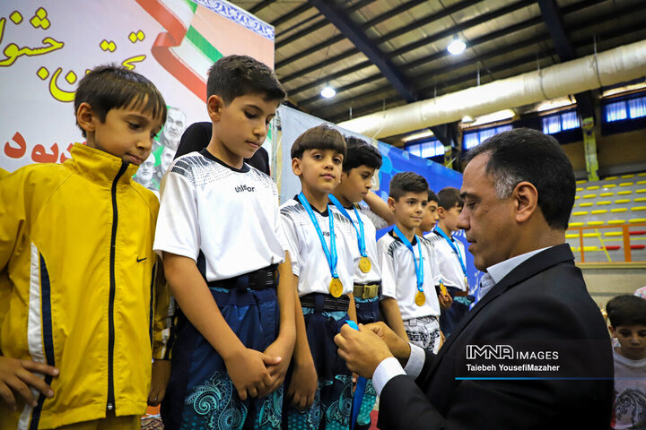 جشنواره ورزش زورخانه ای خردسالان کشور در همدان