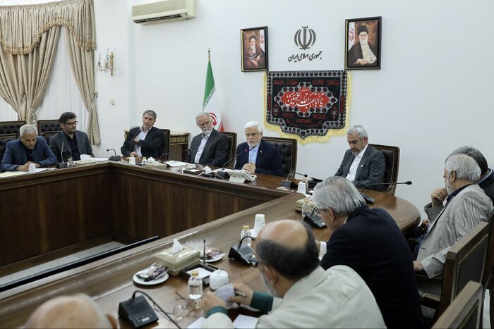 دولت از پیشنهادهای غیرشعاری و عملیاتی استقبال میکند/ ضرورت تحول و آرامش در کشور