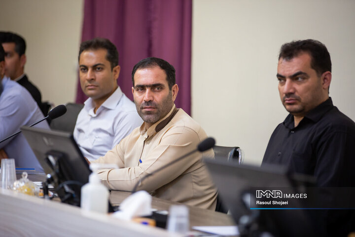 نشست هم‌اندیشی جذب بودجه شهرداری اصفهان