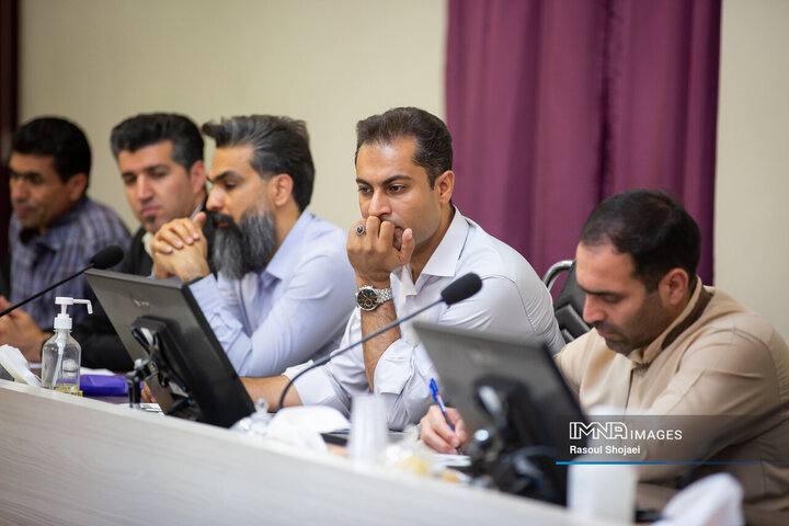 نشست هم‌اندیشی جذب بودجه شهرداری اصفهان